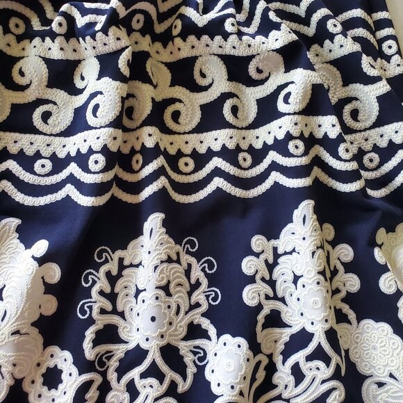 Trulli Large Back Keyhole Dress Navy and White - Picture 9 of 15
